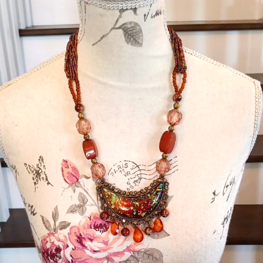 & Vintage beaded lucite amber pendant Statement Necklace